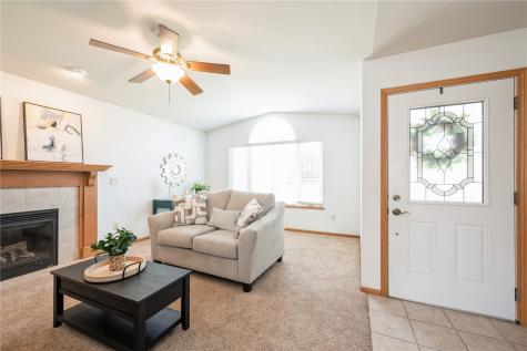 2622 Navajo Avenue SW Cedar Rapids IA 52404