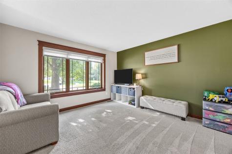 4928 Olde Mill Court Cedar Rapids IA 52411