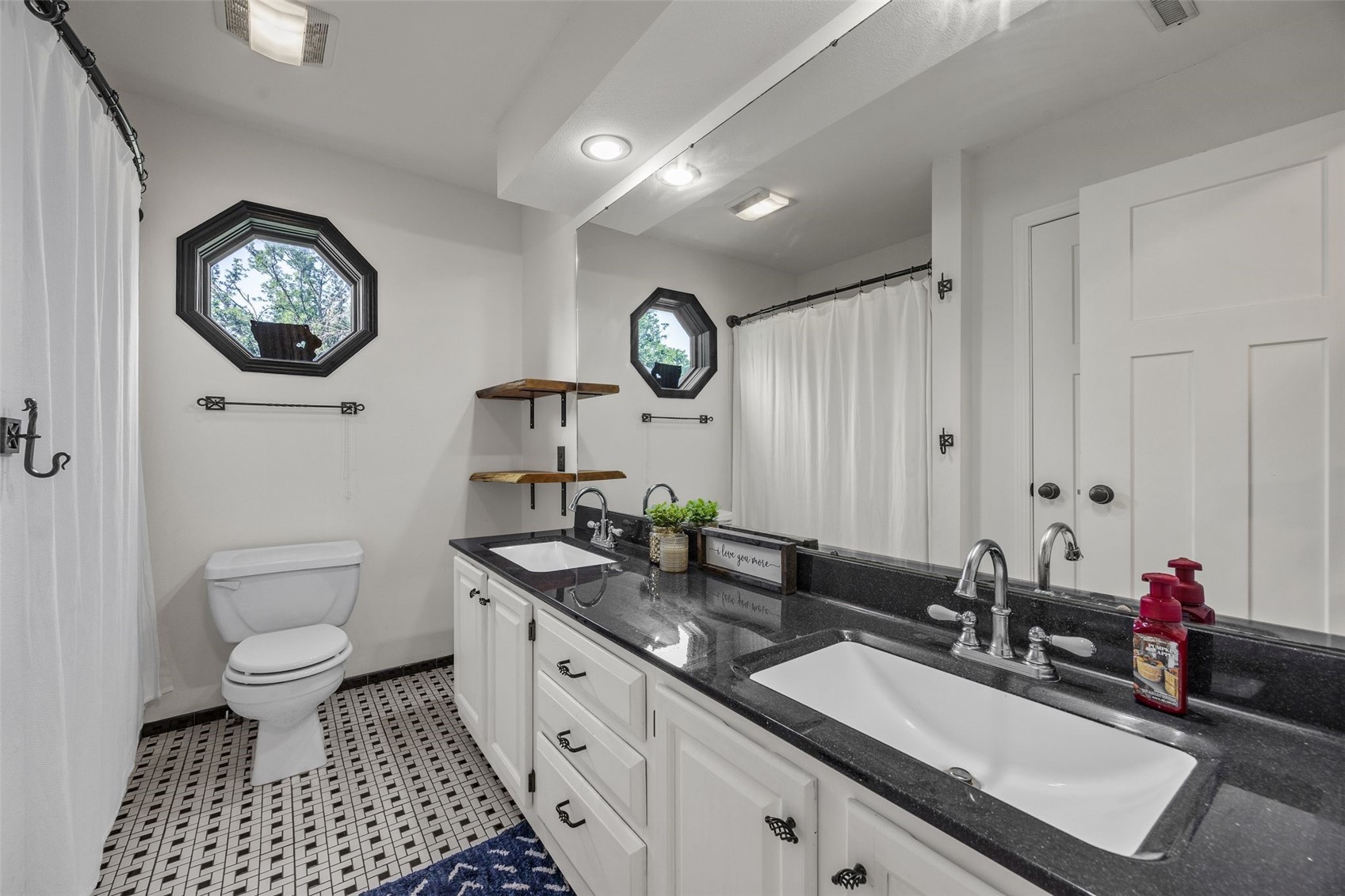 4928 Olde Mill Court Cedar Rapids IA 52411