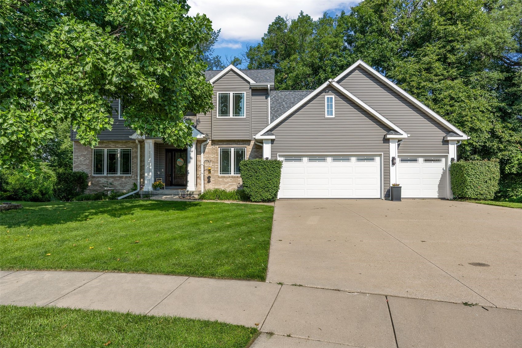 4928 Olde Mill Court Cedar Rapids IA 52411