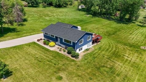 10004 Hawks Haven Road Cedar Rapids IA 52411