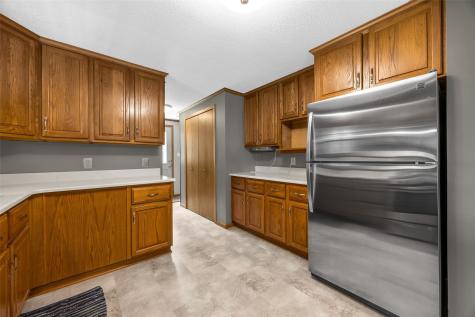 357 Spring Creek Road Mt Vernon IA 52314