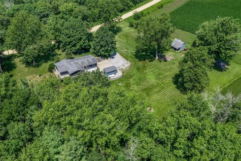 357 Spring Creek Road Mt Vernon IA 52314