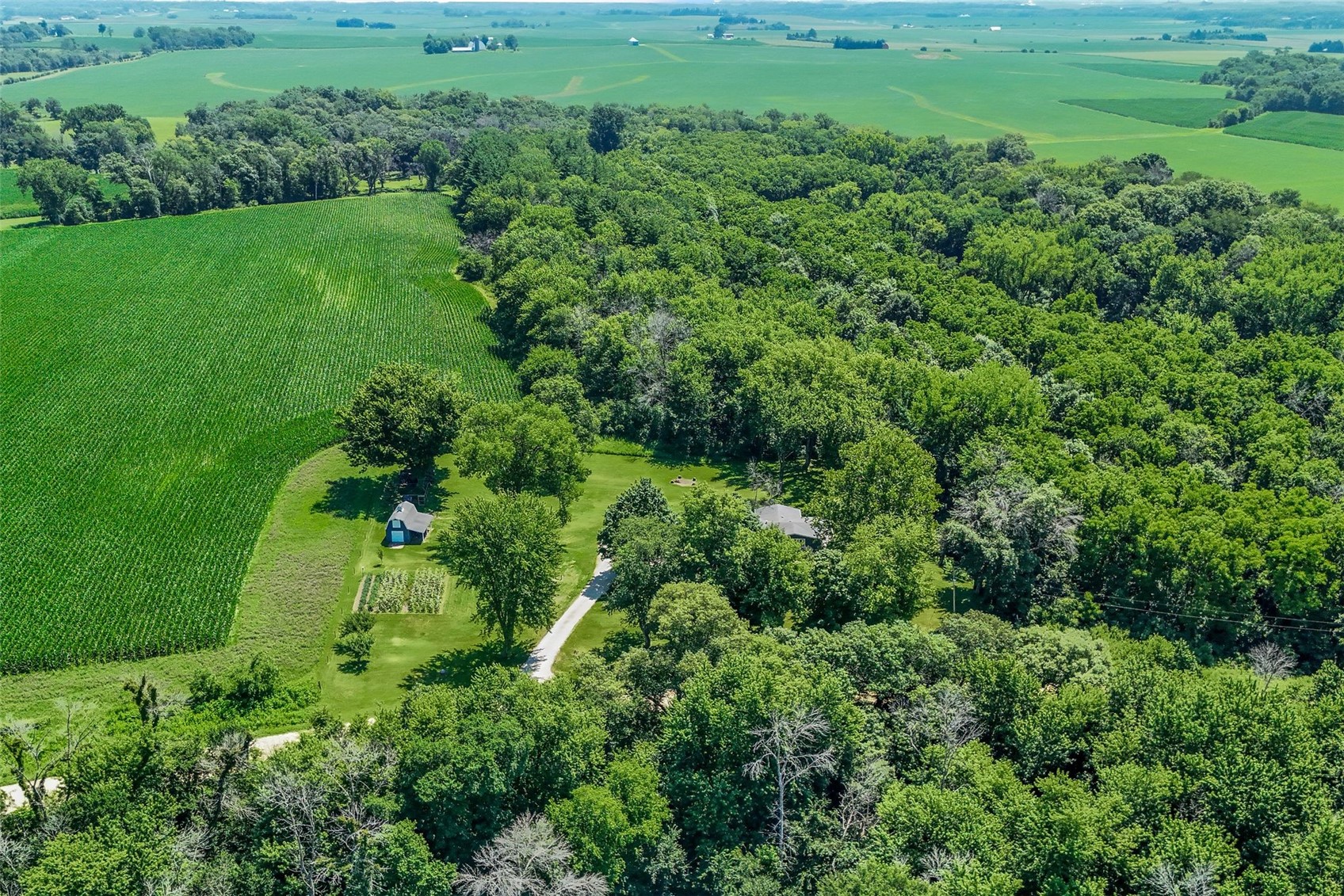 357 Spring Creek Road Mt Vernon IA 52314