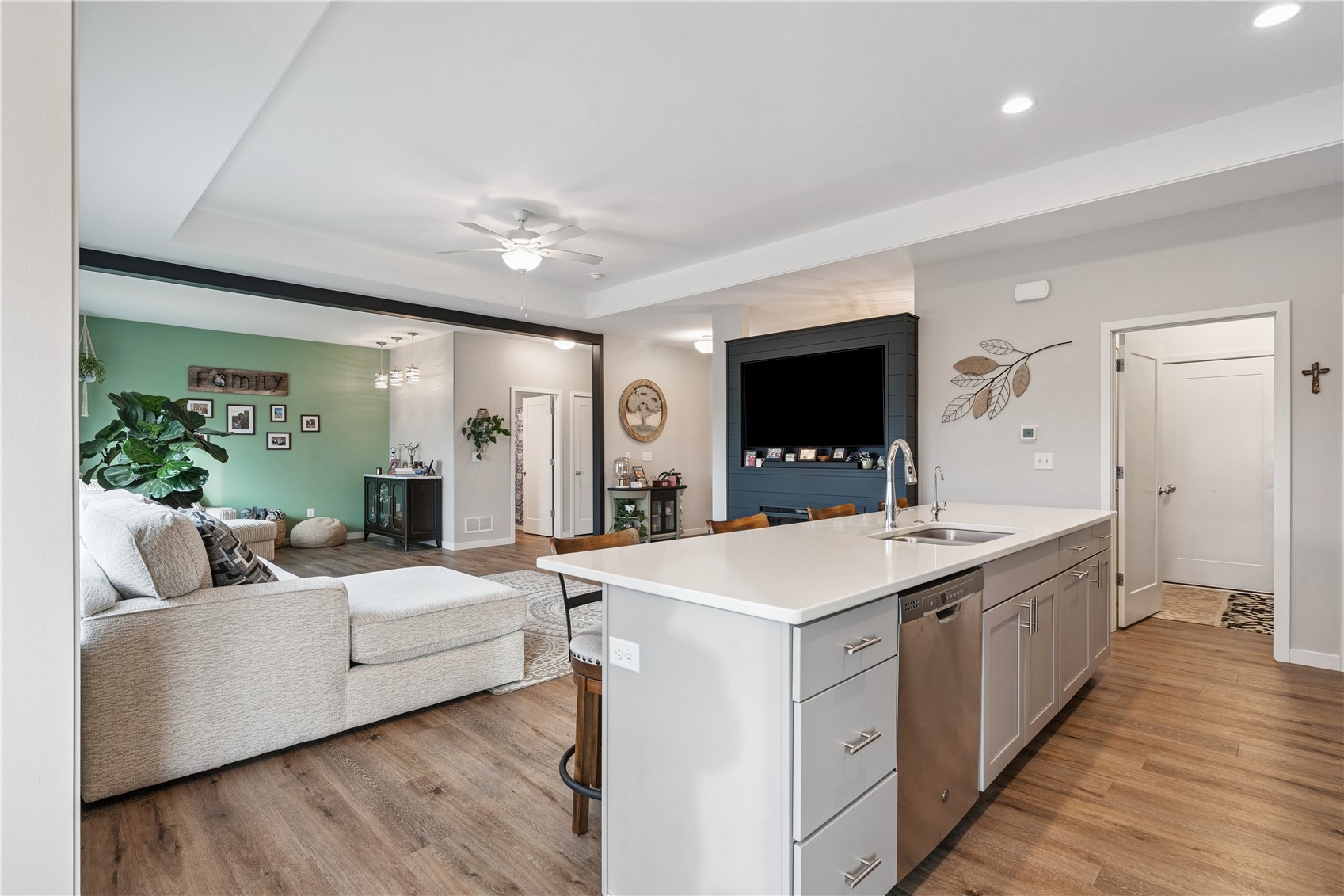 561 Fawn Avenue Tiffin IA 52340
