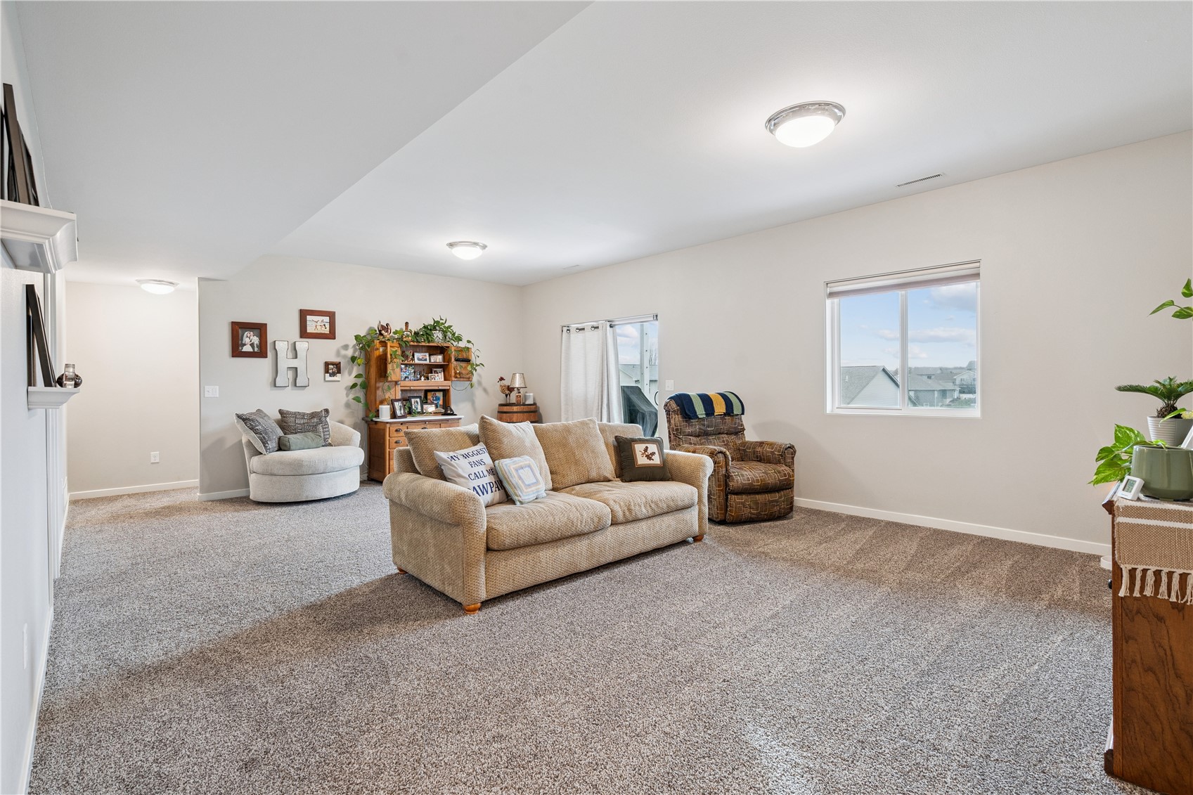 561 Fawn Avenue Tiffin IA 52340
