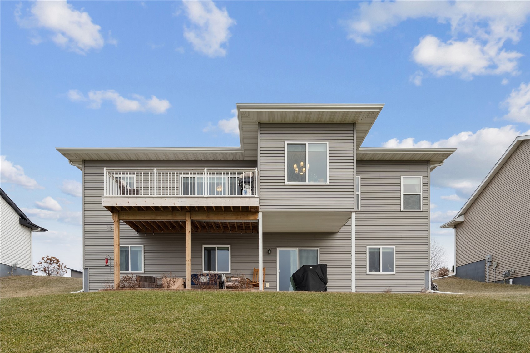 561 Fawn Avenue Tiffin IA 52340