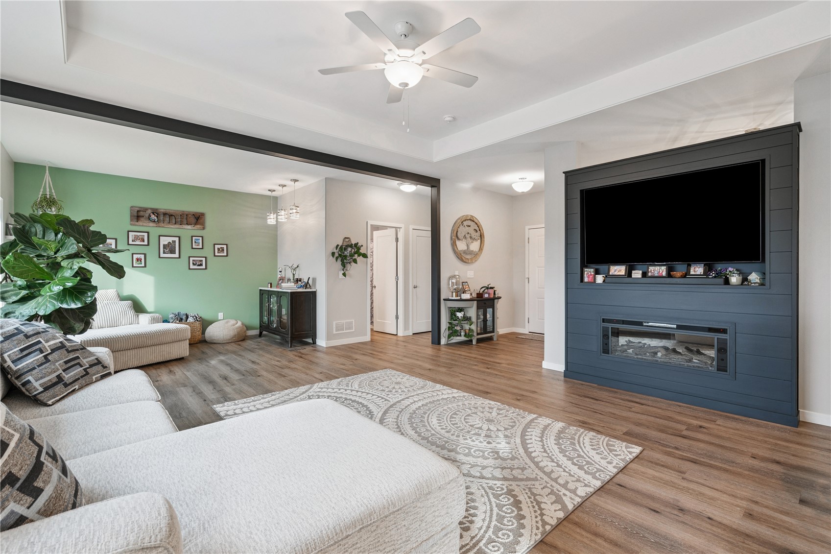 561 Fawn Avenue Tiffin IA 52340