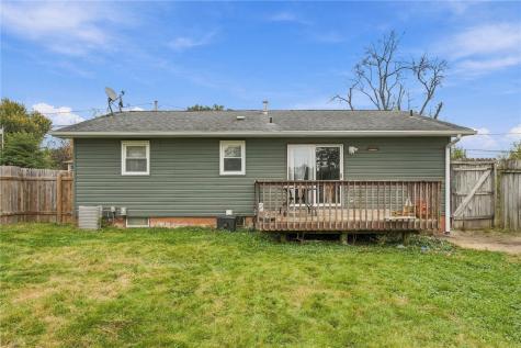 3333 Carlisle Street NE Cedar Rapids IA 52402