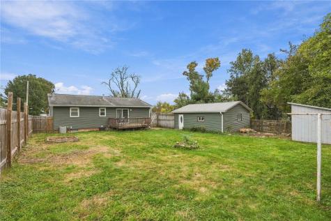 3333 Carlisle Street NE Cedar Rapids IA 52402