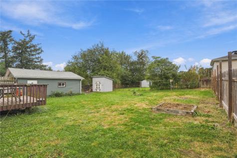 3333 Carlisle Street NE Cedar Rapids IA 52402