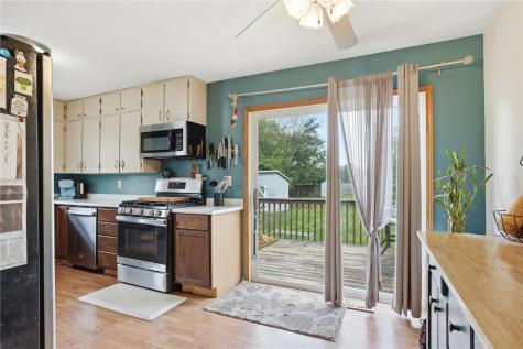 3333 Carlisle Street NE Cedar Rapids IA 52402