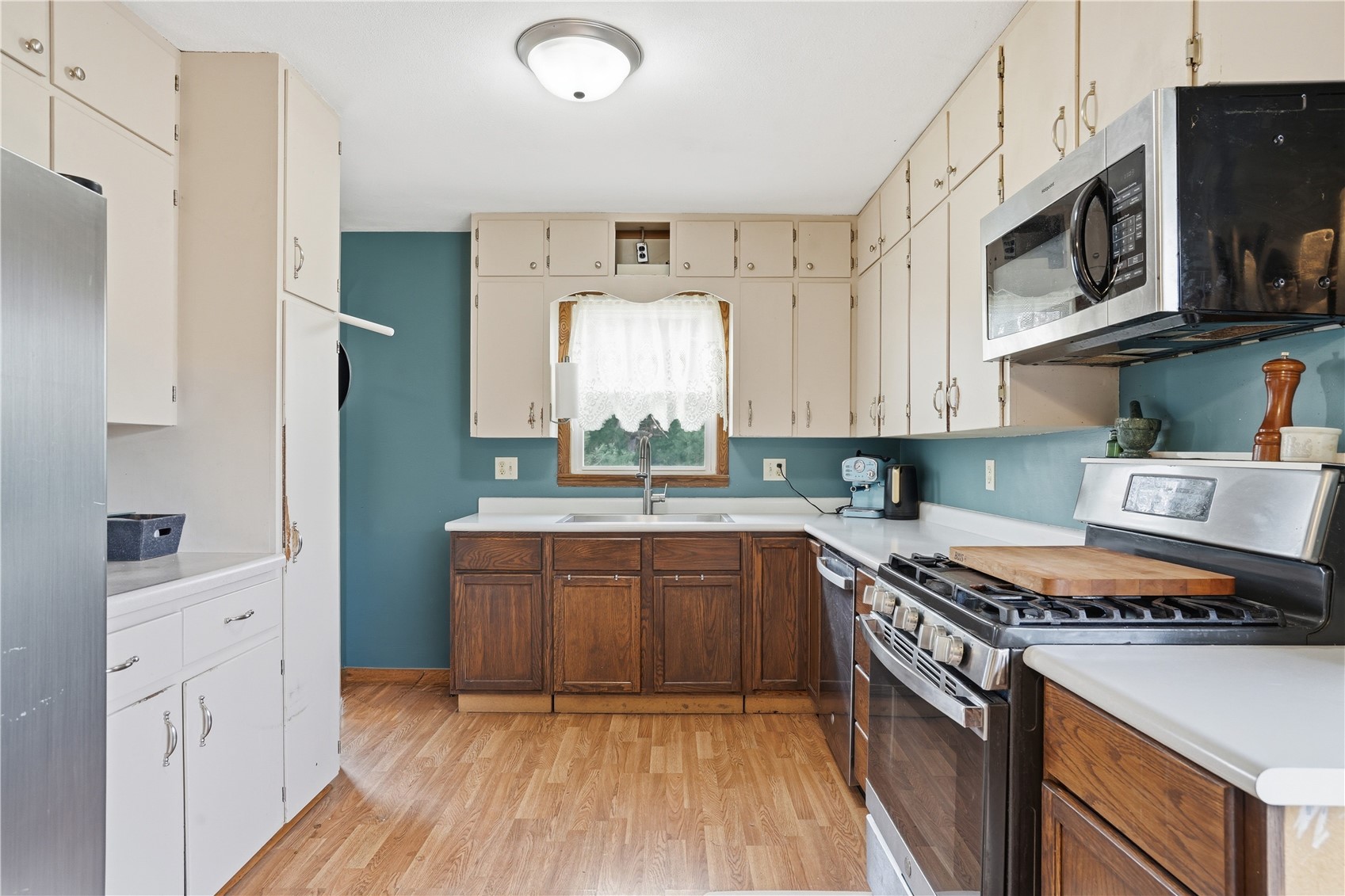 3333 Carlisle Street NE Cedar Rapids IA 52402