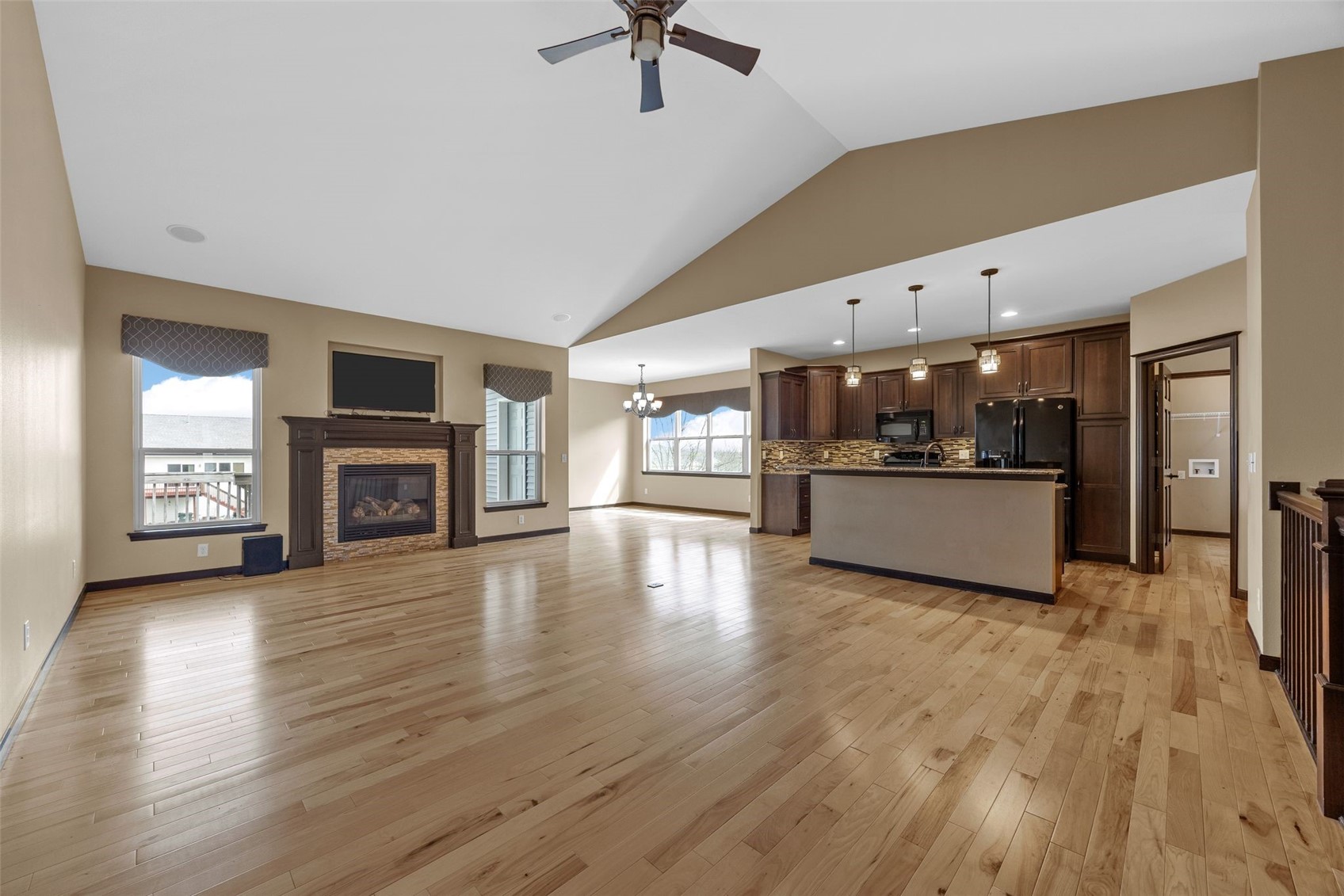 2106 Hallbrook Street SW Cedar Rapids IA 52404