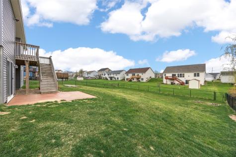 2106 Hallbrook Street SW Cedar Rapids IA 52404