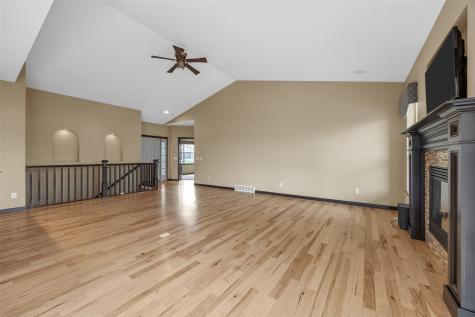 2106 Hallbrook Street SW Cedar Rapids IA 52404