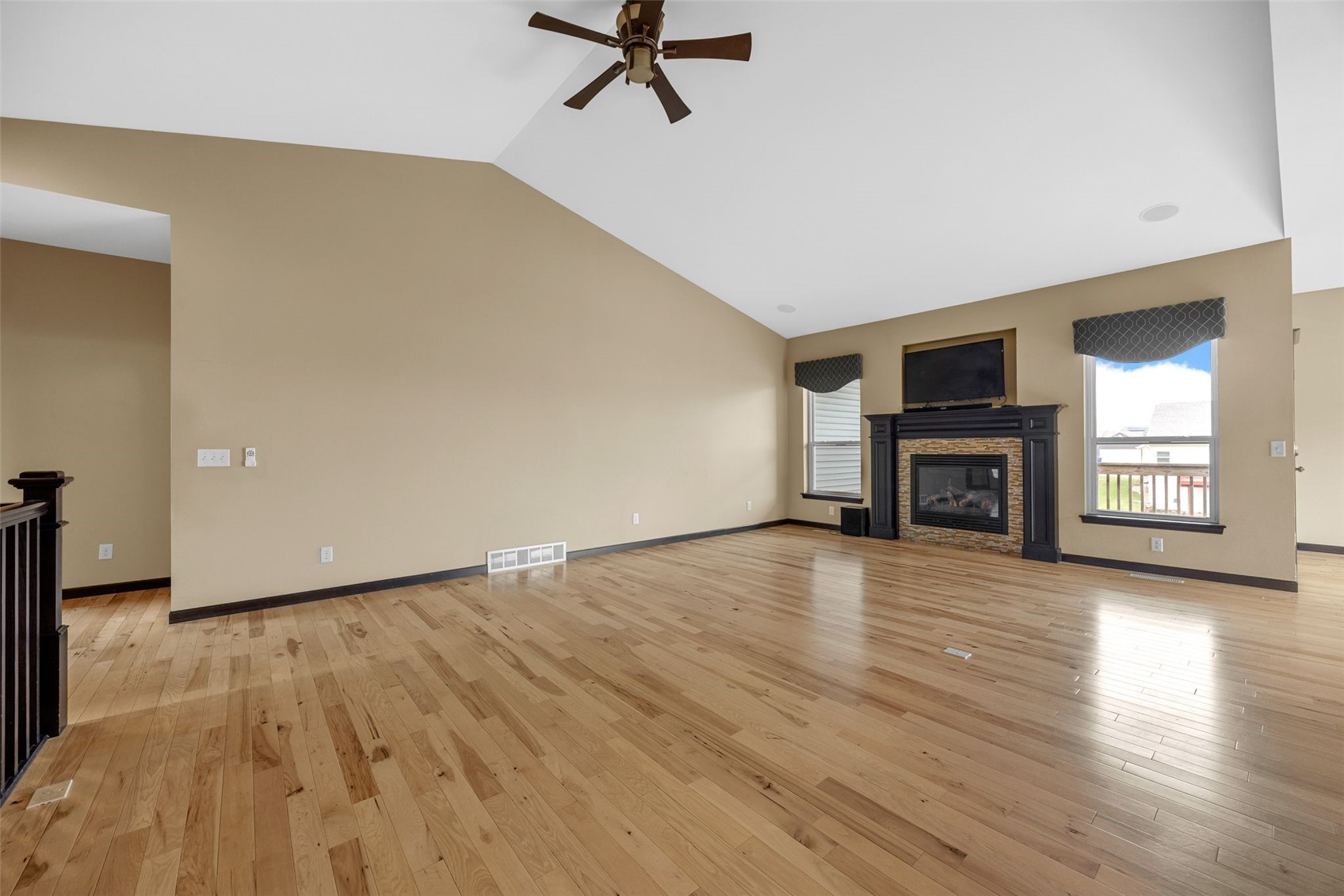 2106 Hallbrook Street SW Cedar Rapids IA 52404