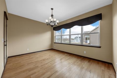 2106 Hallbrook Street SW Cedar Rapids IA 52404