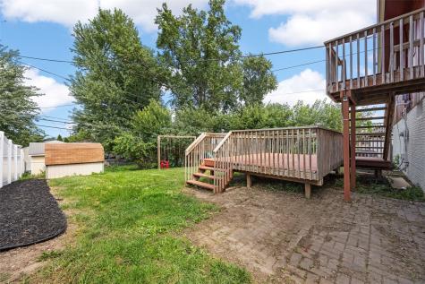 2052 Evergreen Street NE Cedar Rapids IA 52402