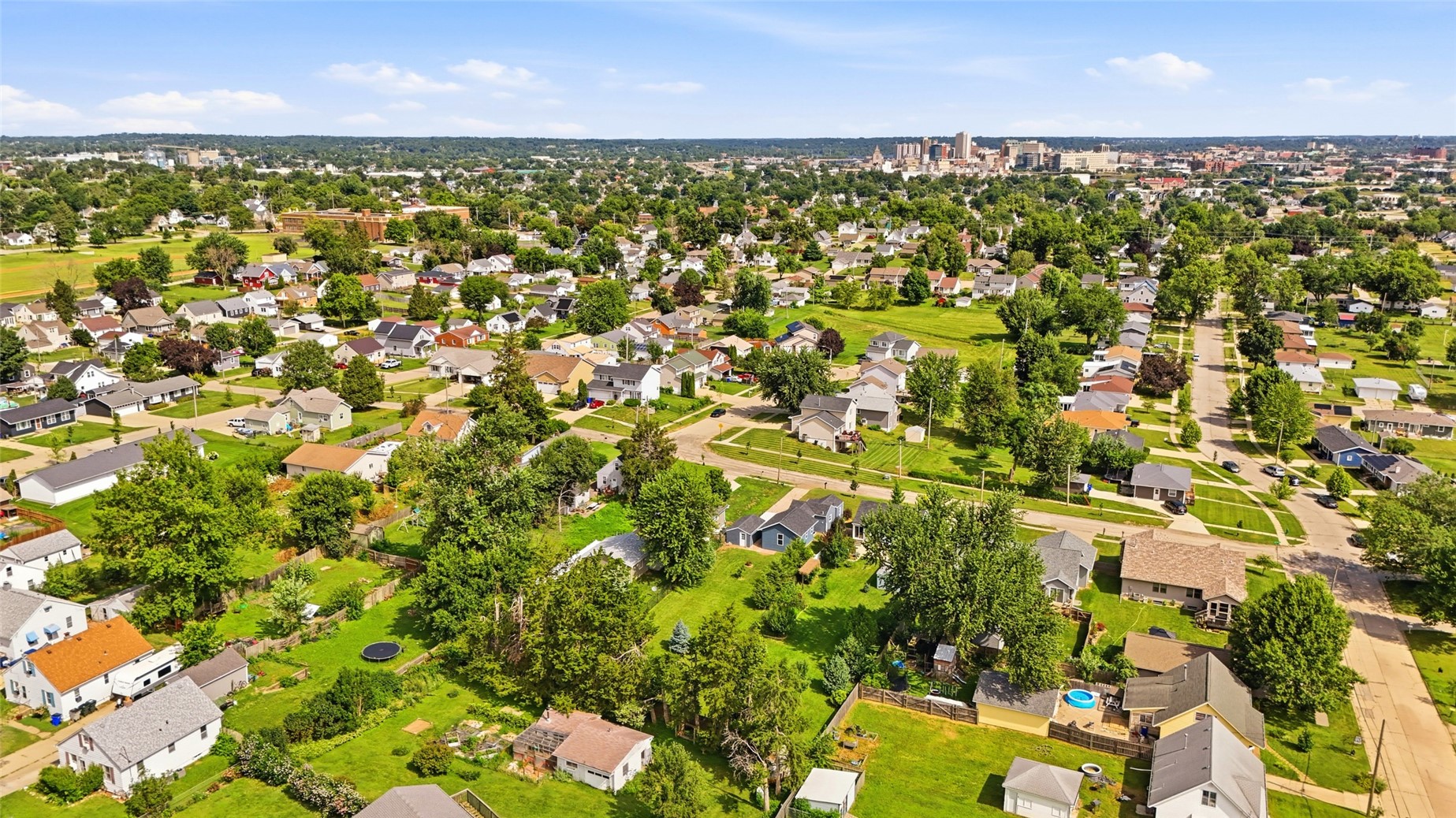 69 26th Avenue SW Cedar Rapids IA 52404