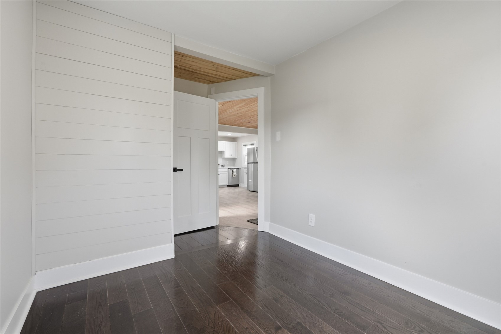 69 26th Avenue SW Cedar Rapids IA 52404