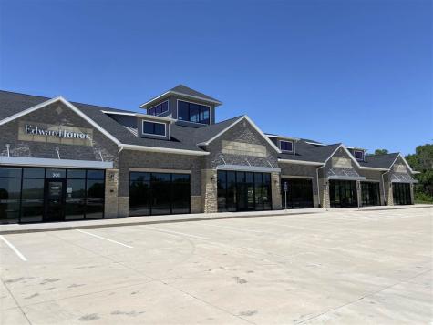 725 Boyson Road NE Cedar Rapids IA 52402