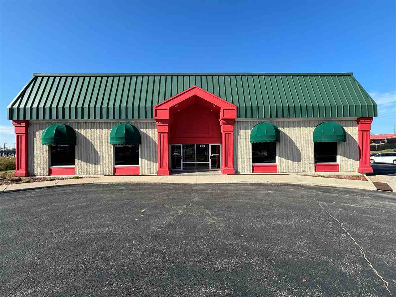 200 NE Collins Road Cedar Rapids IA 52402