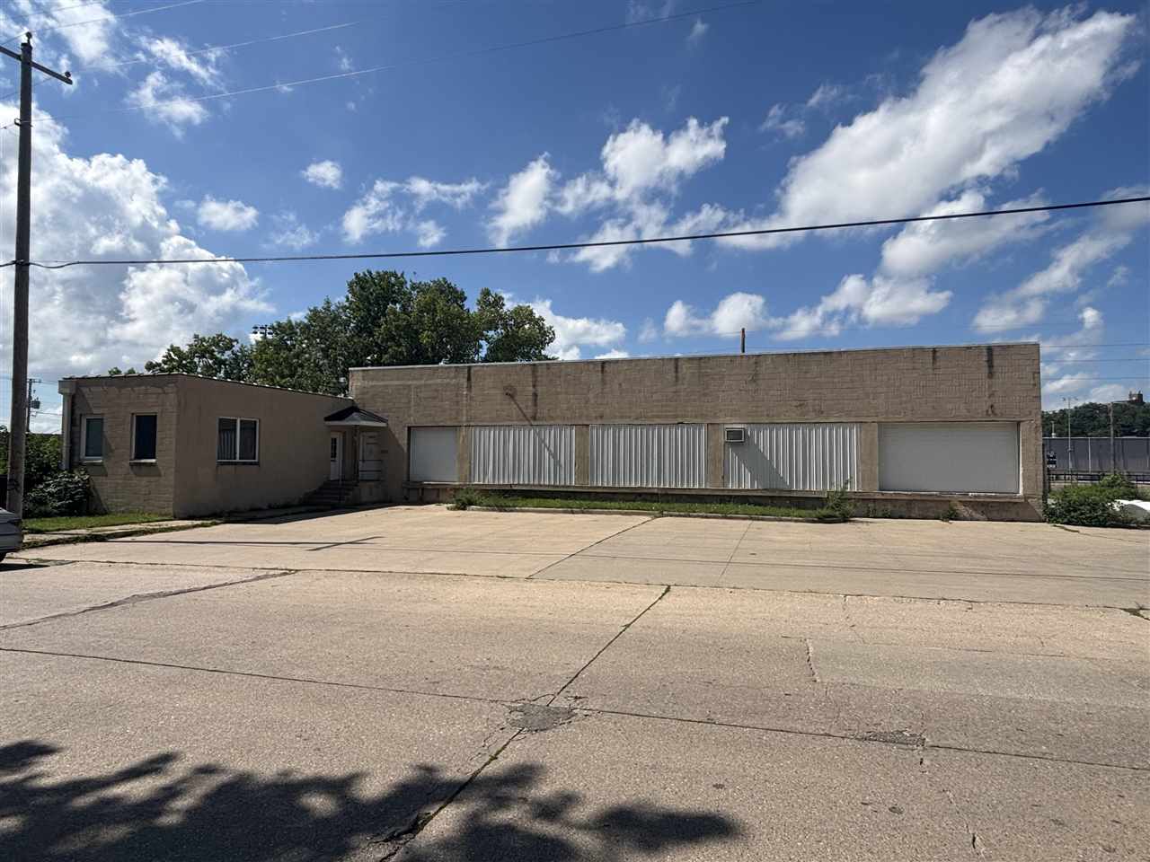 1814 E Avenue NE Cedar Rapids IA 52402
