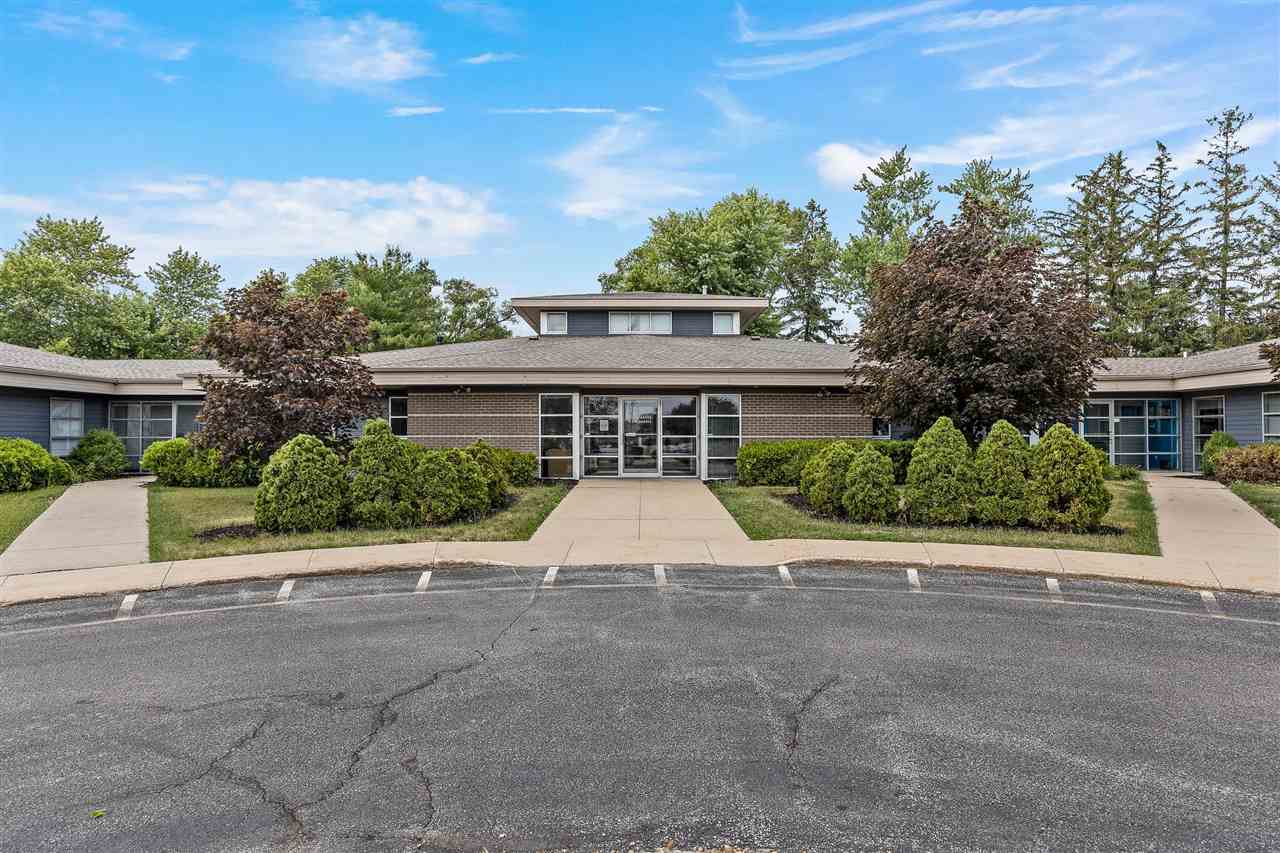 1 Quail Creek Circle North Liberty IA 52317