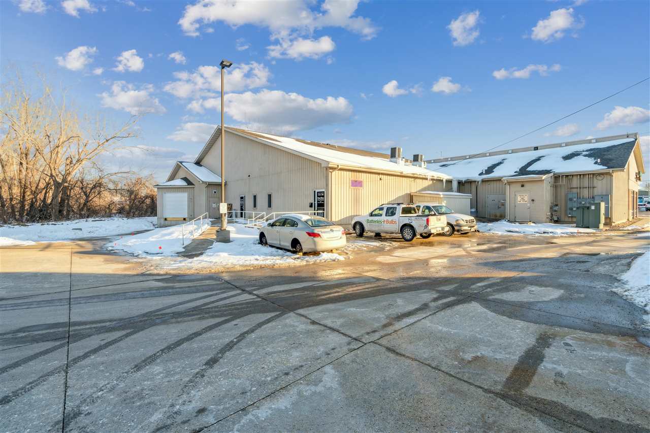 266 Blairs Ferry Road NE Cedar Rapids IA 52402