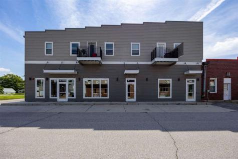 112 N Iowa Street Solon IA 52333