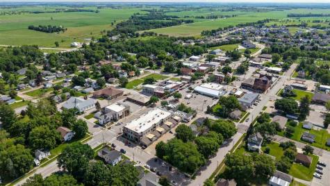 112 N Iowa Street Solon IA 52333