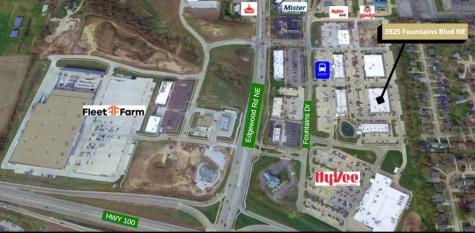 3925 Fountains Boulevard NE Cedar Rapids IA 52411