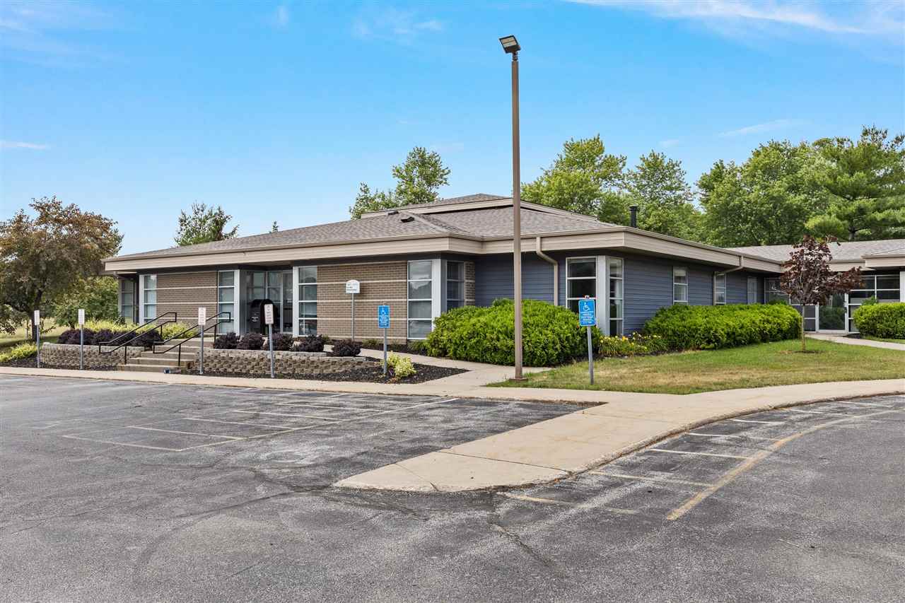 1 Quail Creek Circle North Liberty IA 52317