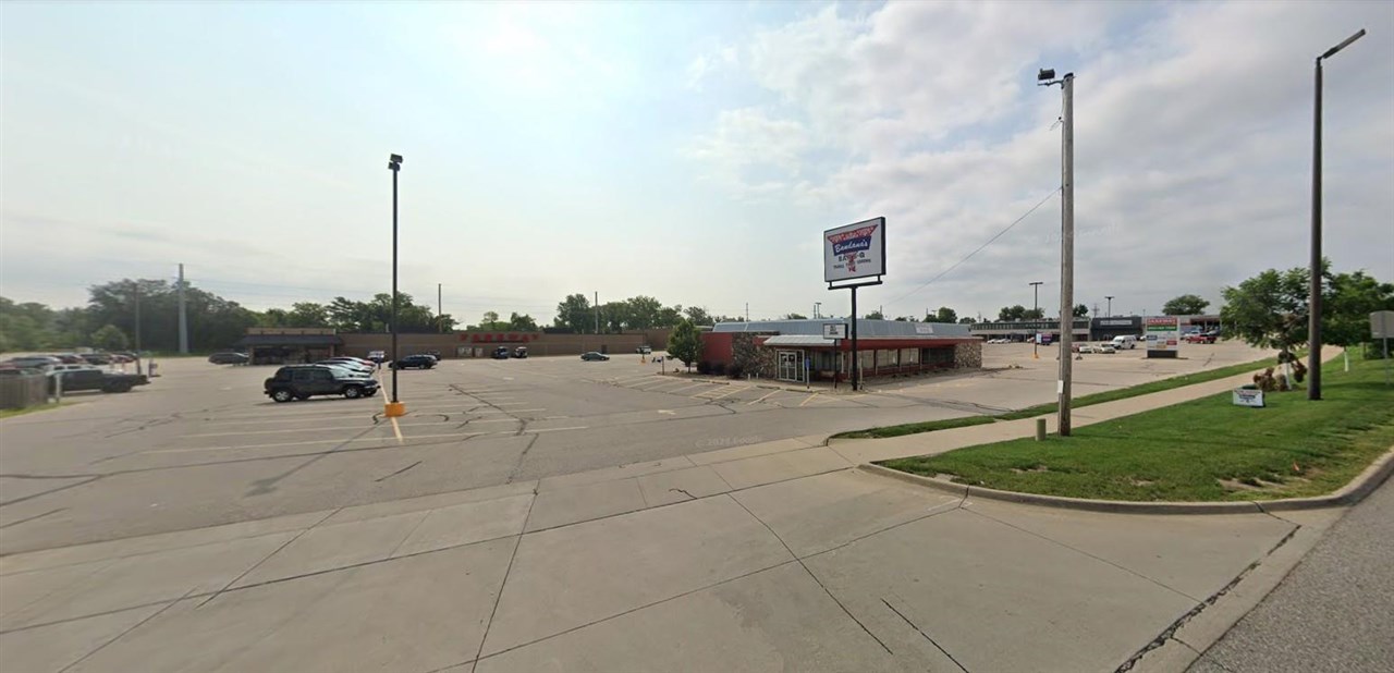 3707 1st Avenue SE Cedar Rapids IA 52402