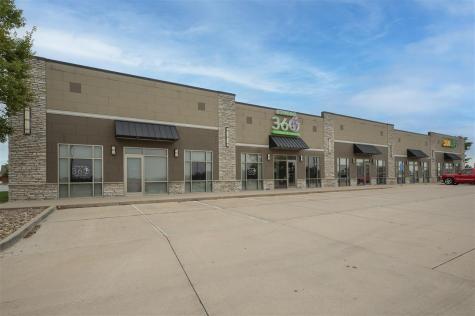 8806 Saint Martin Boulevard SW Cedar Rapids IA 52406