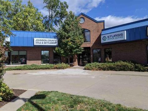 44 Sturgis Corner Drive Iowa City IA 52240
