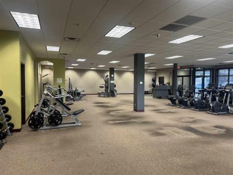 320 80th St Court Fairfax IA 52228