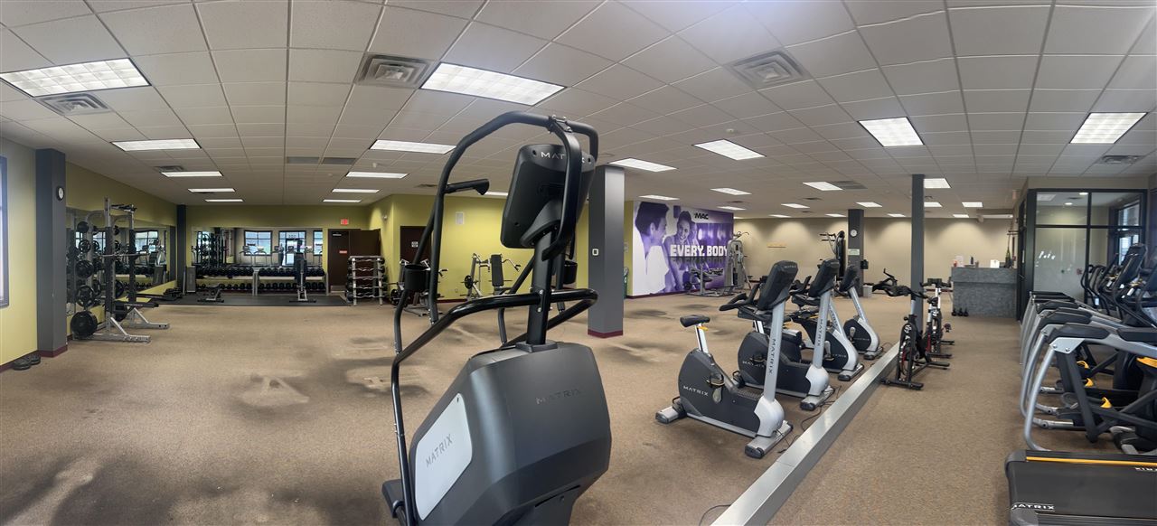 320 80th St Court Fairfax IA 52228