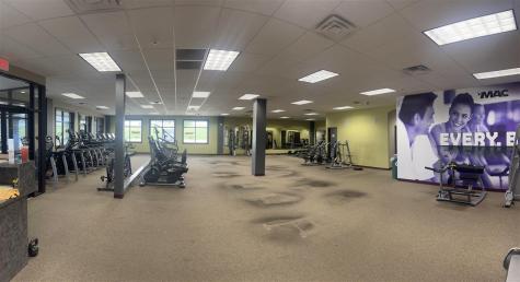 320 80th St Court Fairfax IA 52228