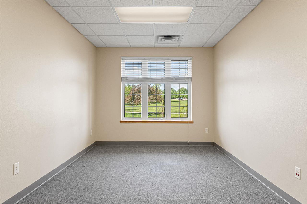 10 Circle Drive North Liberty IA 52317