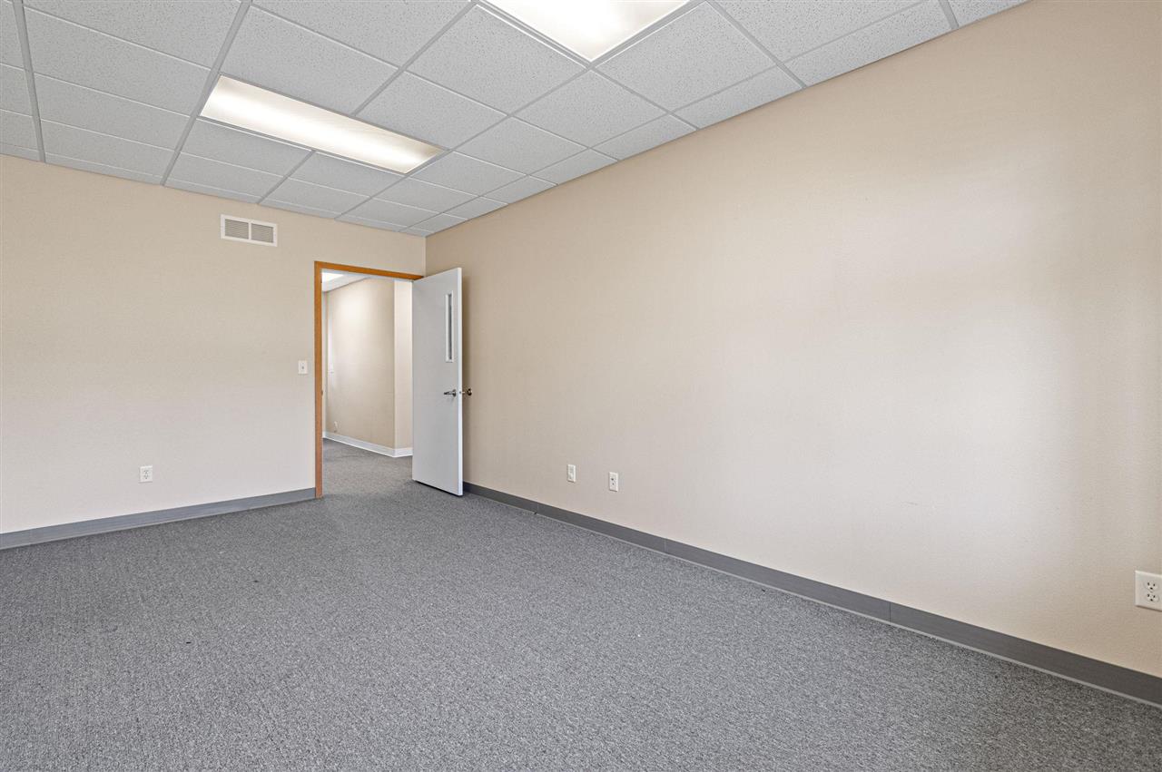 10 Circle Drive North Liberty IA 52317