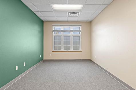 10 Circle Drive North Liberty IA 52317