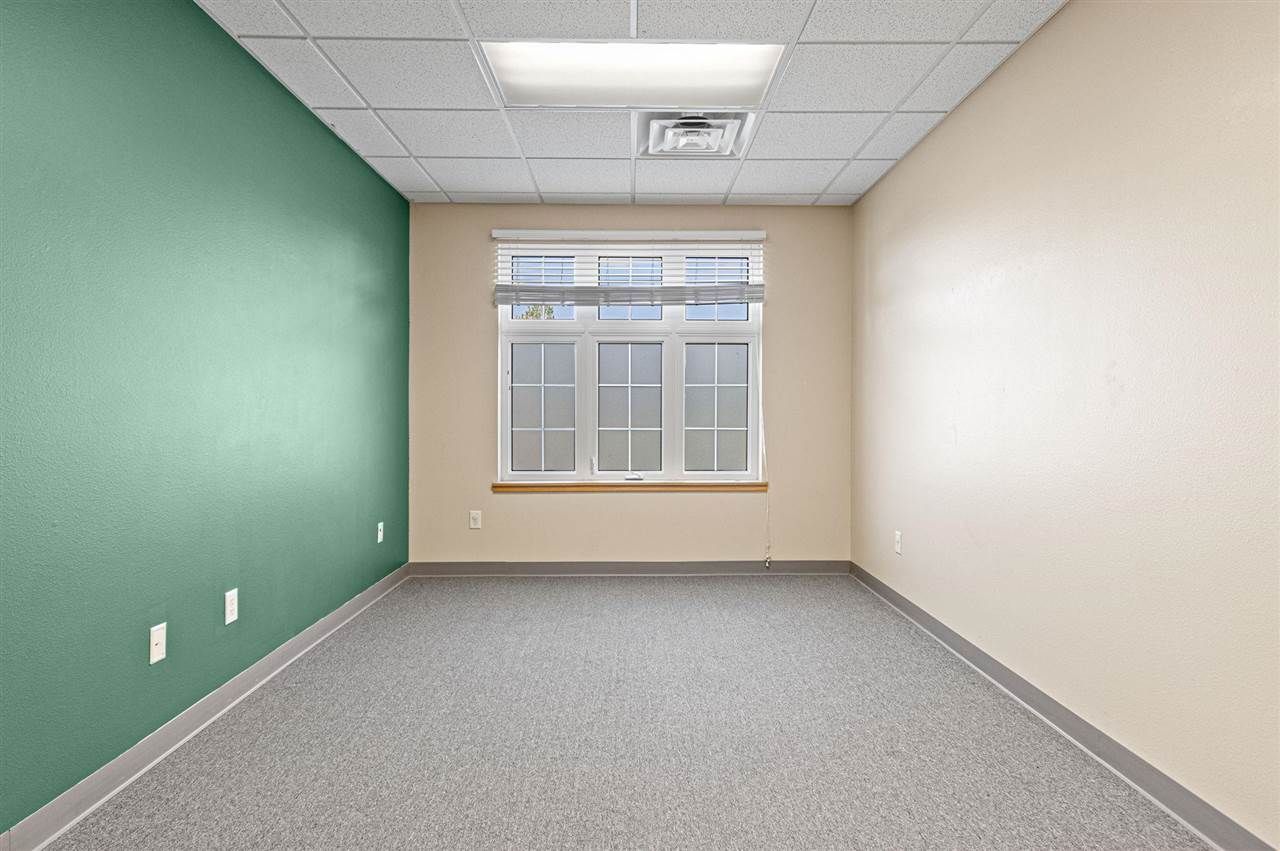 10 Circle Drive North Liberty IA 52317