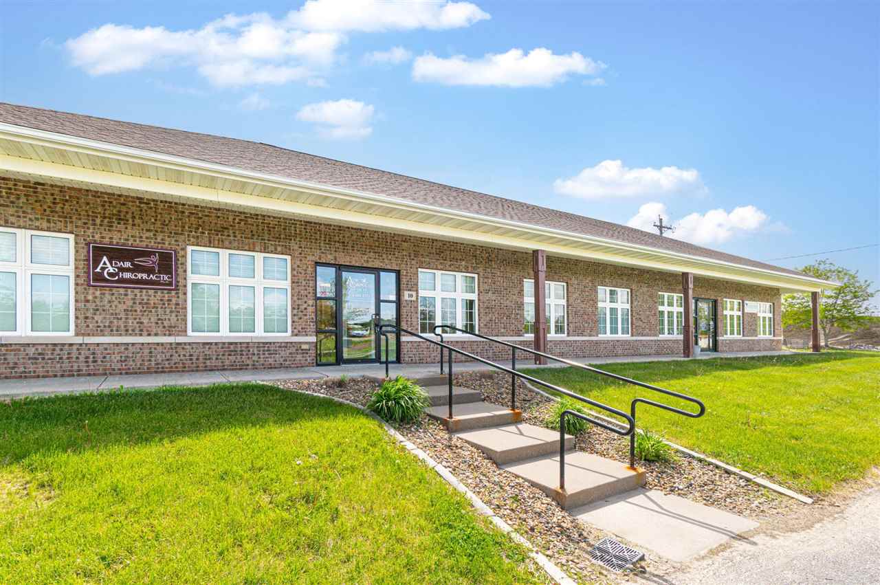 10 Circle Drive North Liberty IA 52317