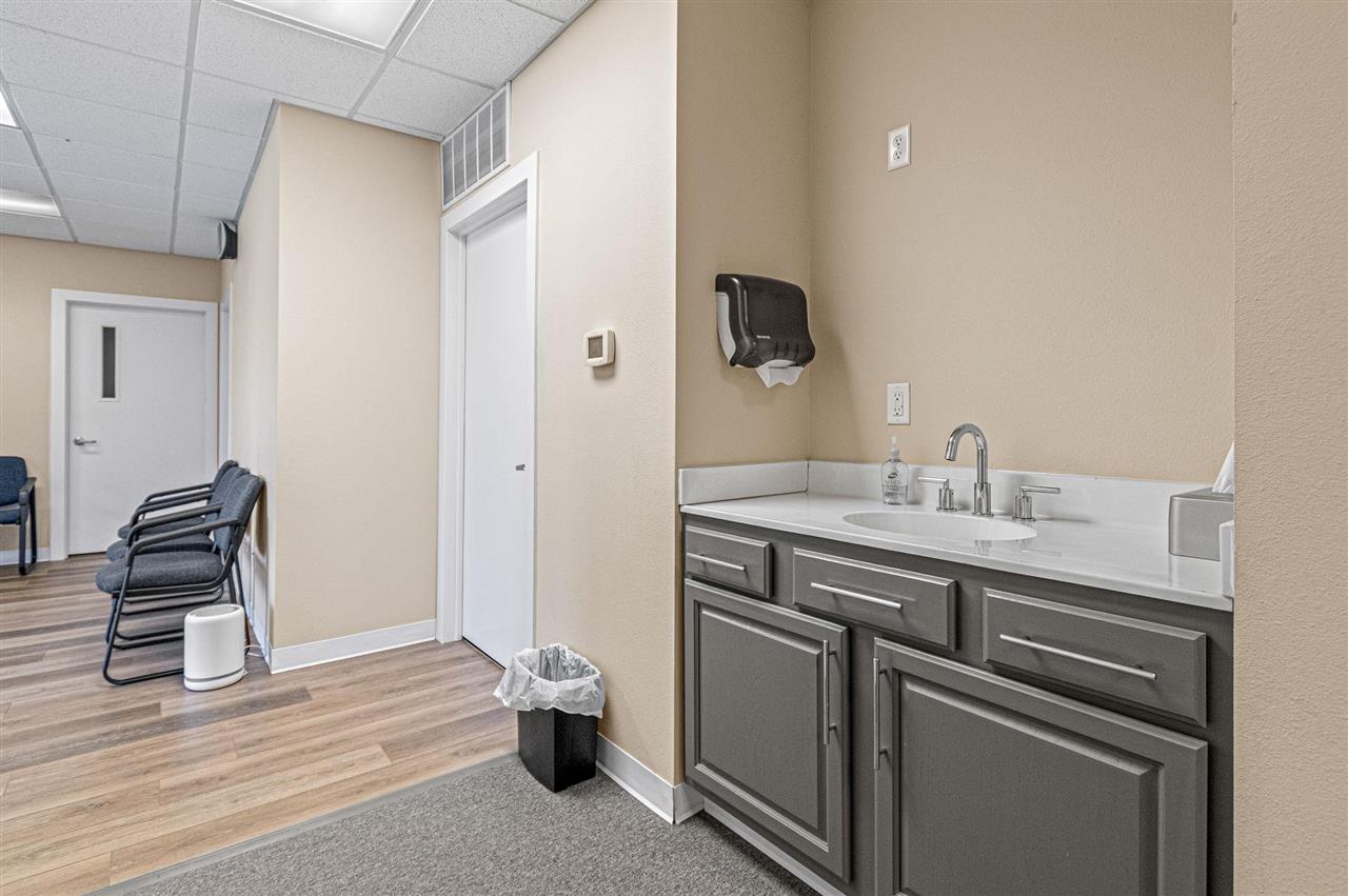 10 Circle Drive North Liberty IA 52317
