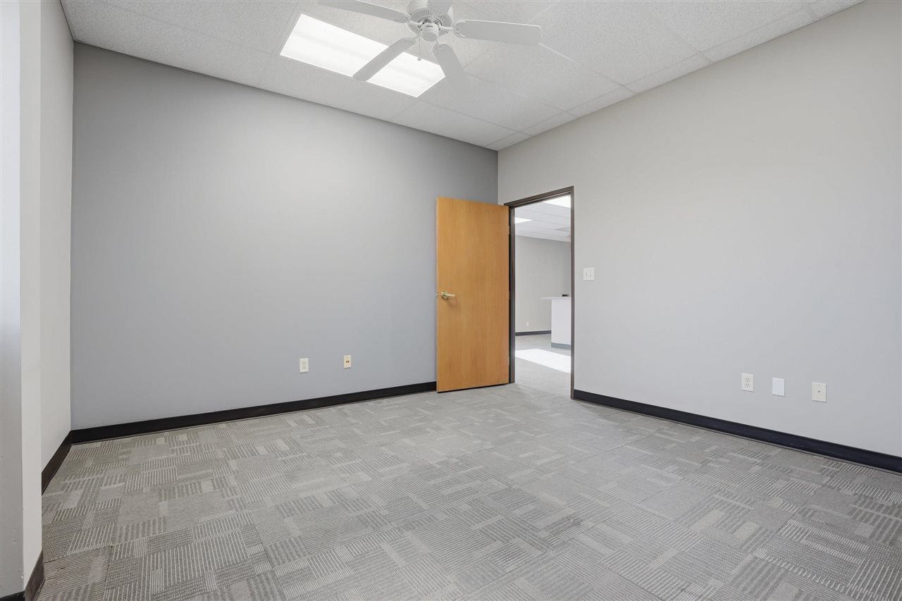 1621 E Washington Street Washington IA 52353