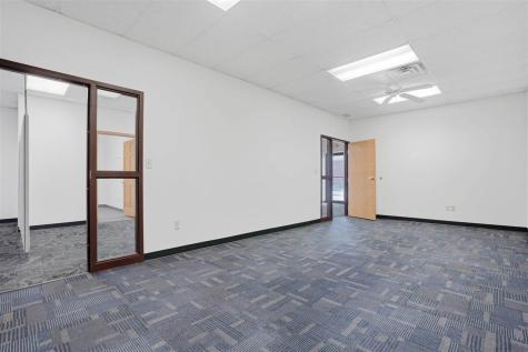 1621 E Washington Street Washington IA 52353