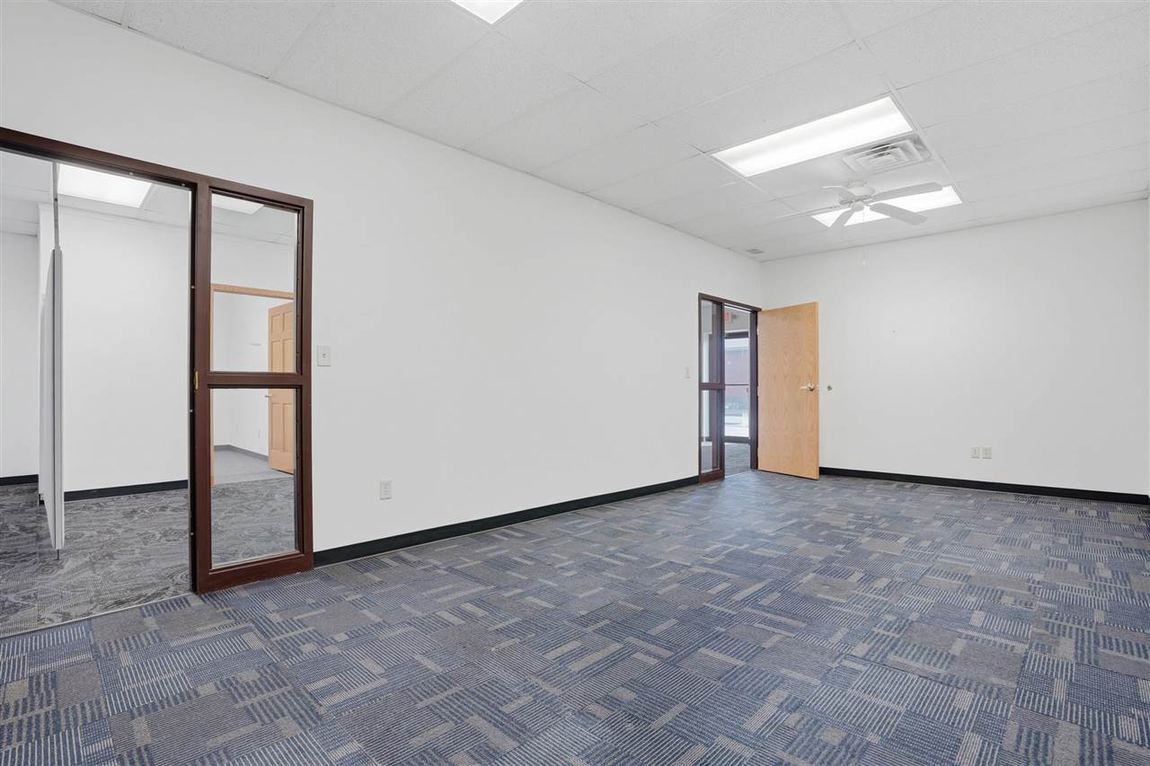 1621 E Washington Street Washington IA 52353