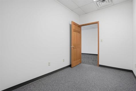 1621 E Washington Street Washington IA 52353
